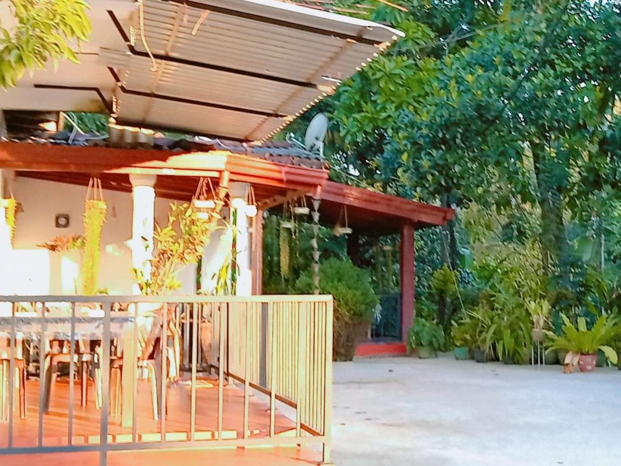 小阿达穆斯美景住宿加早餐旅馆 埃拉 外观 照片